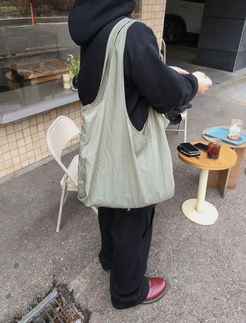 HOLY IN CODE（ホーリーインコード）の「No.1656 リップストップショルダーバッグ (3color)（バッグ）」