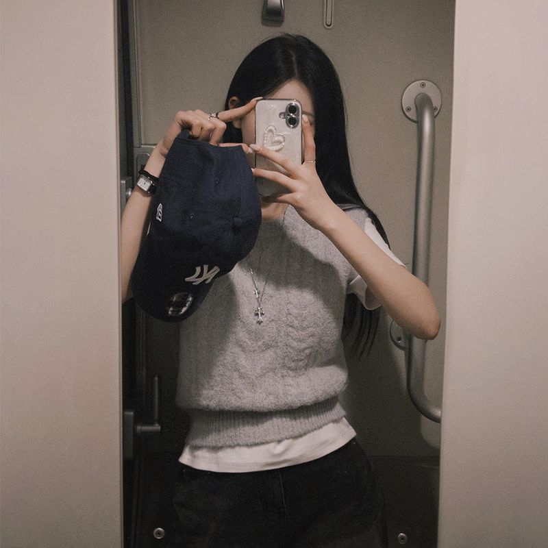 [BELLIDE MADE] Benny, cable round knit vest