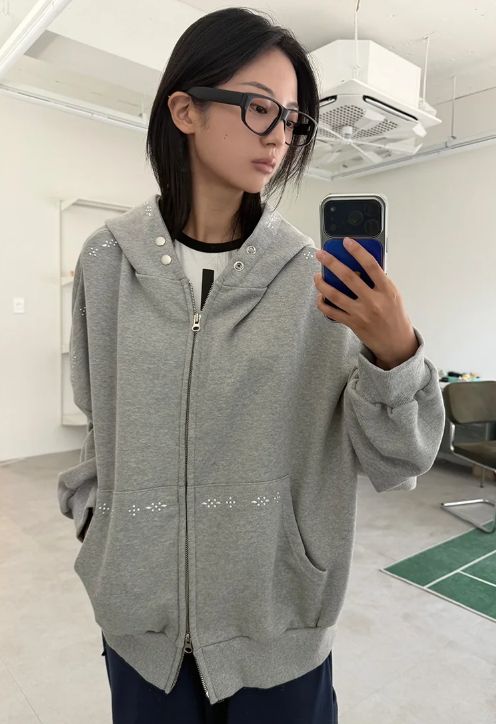 DOUBLE BUTTON STUD HOODIE