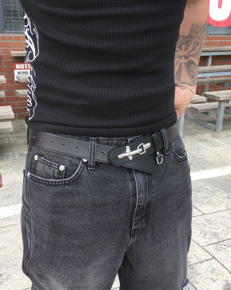 HOLY IN CODE（ホーリーインコード）の「No.1788 FM buckle BELT（Fashion Accessories）」