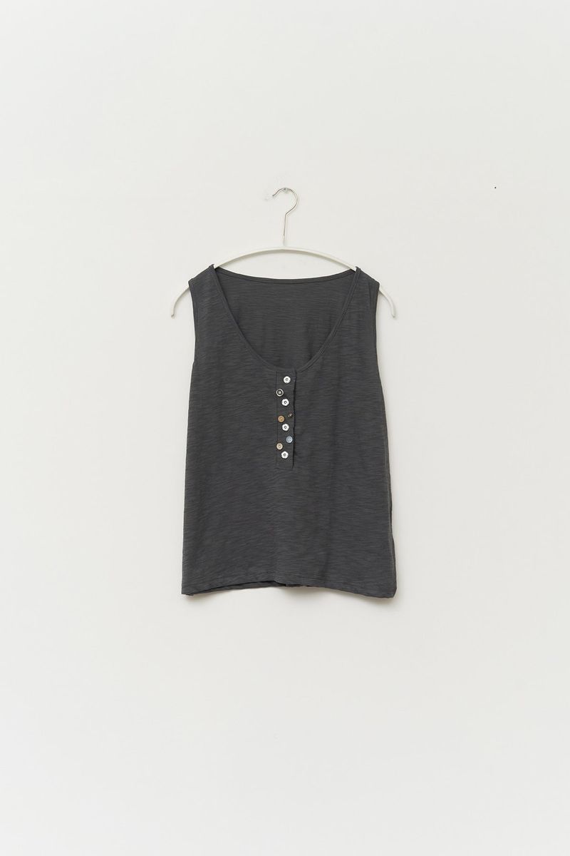 (W) Lodge Button Sleevless