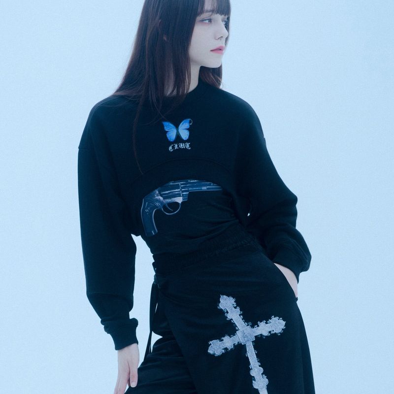 CLUT STUDIO(クラットスタジオ)の「0 8 butterfly crop sweat shirt - BLACK(Tops)」