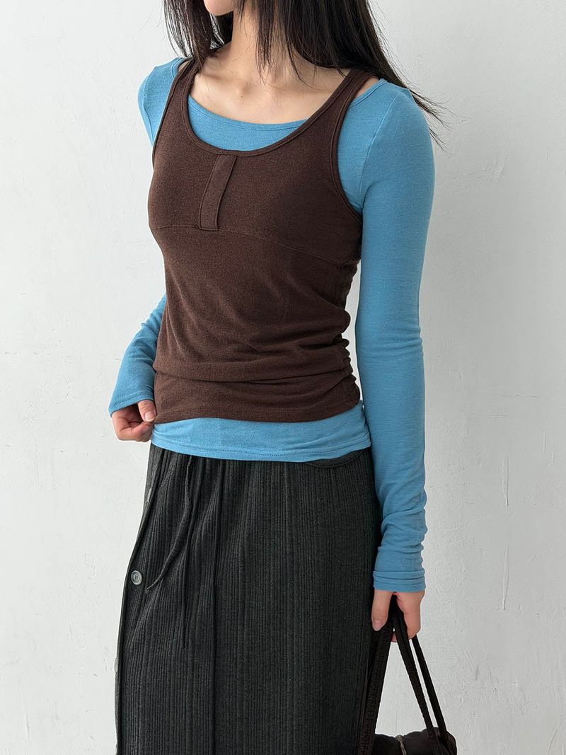 MUZESEOUL(ミューズソウル)の「Two tone layered slim top(3color)(Tops)」