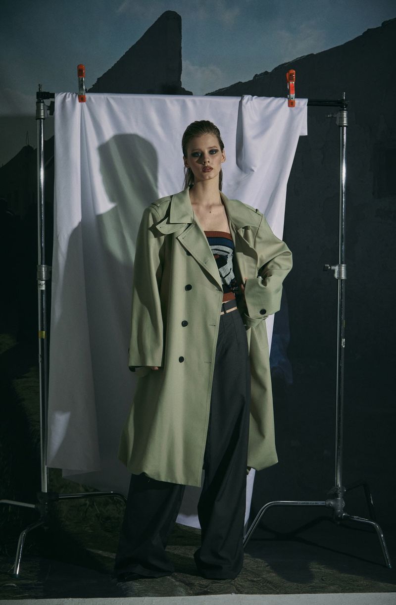 BALLOON TRENCH COAT -BEIGE