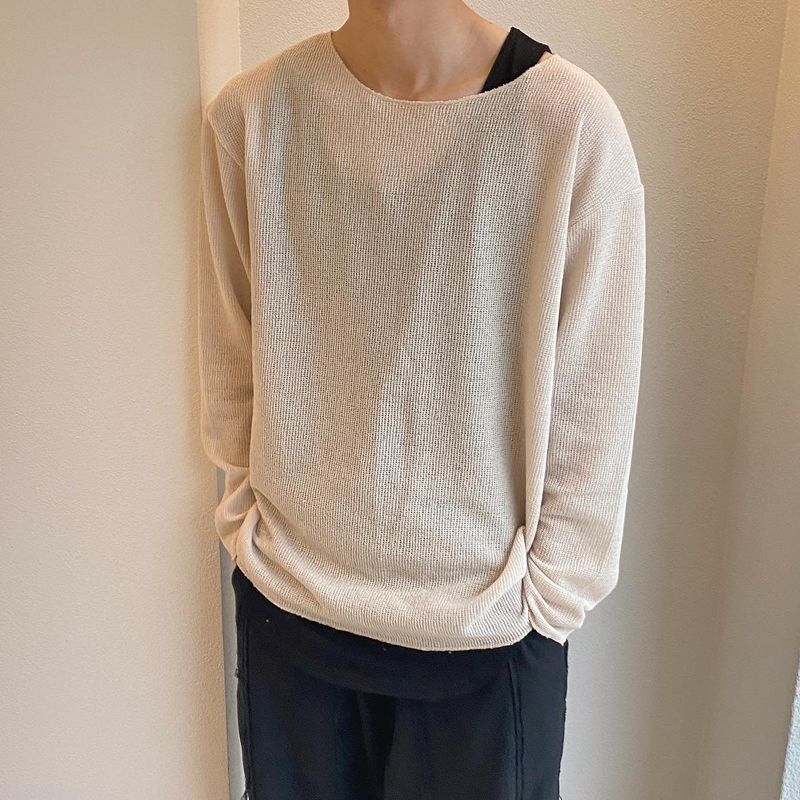 Long layered U neck sleeveless T shirt