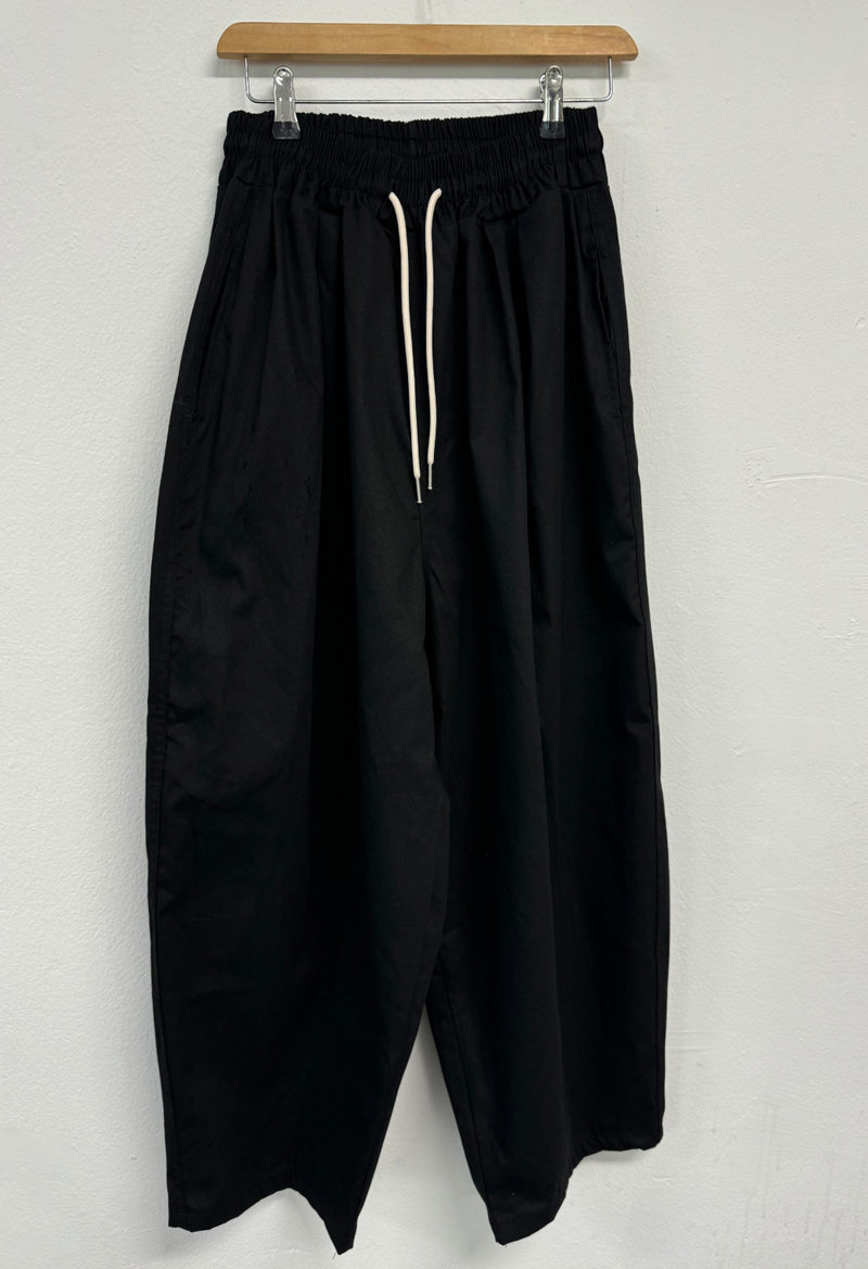 BASIC LINE BALLOON COTTON PANTS💛🤍🖤🤎💚 - 5 COLORS
