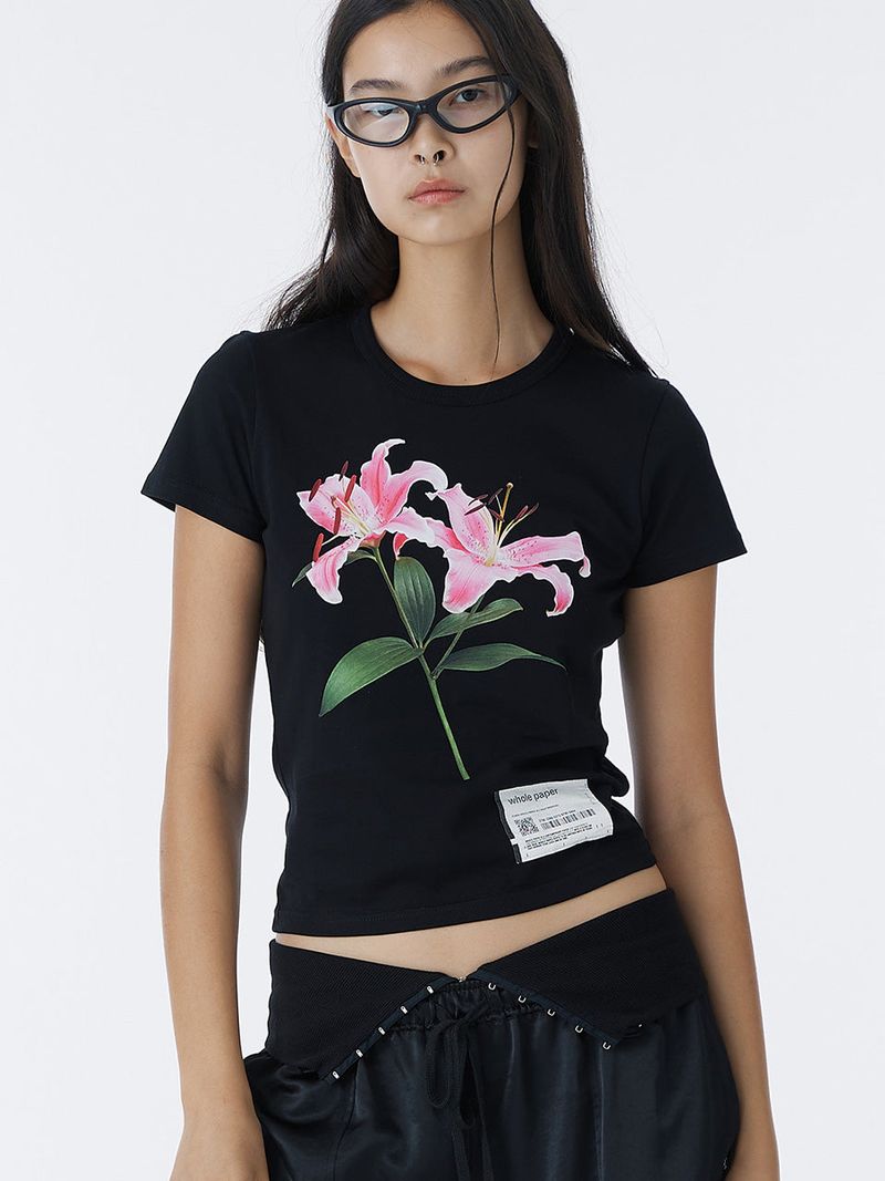 WHOLE PAPER（ホールペーパー）の「FLOWER CROP TOP (BLACK)（Tops）」