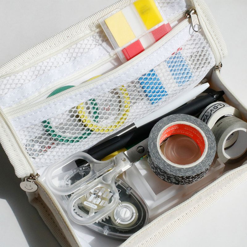 On the table pencil case (basic)