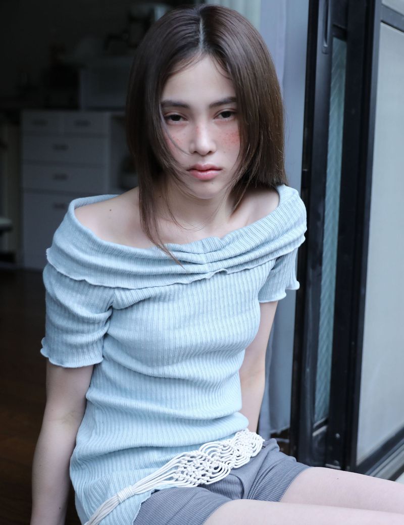 UGLYSHADOW（アグリーシャドウ）の「ASYMMETRIC RIB OFF-SHOULDER TEE(MINT)（Tops）」