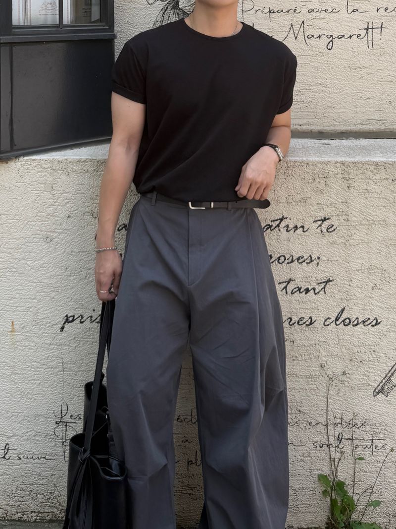 Unbalanced pintuck cotton pants