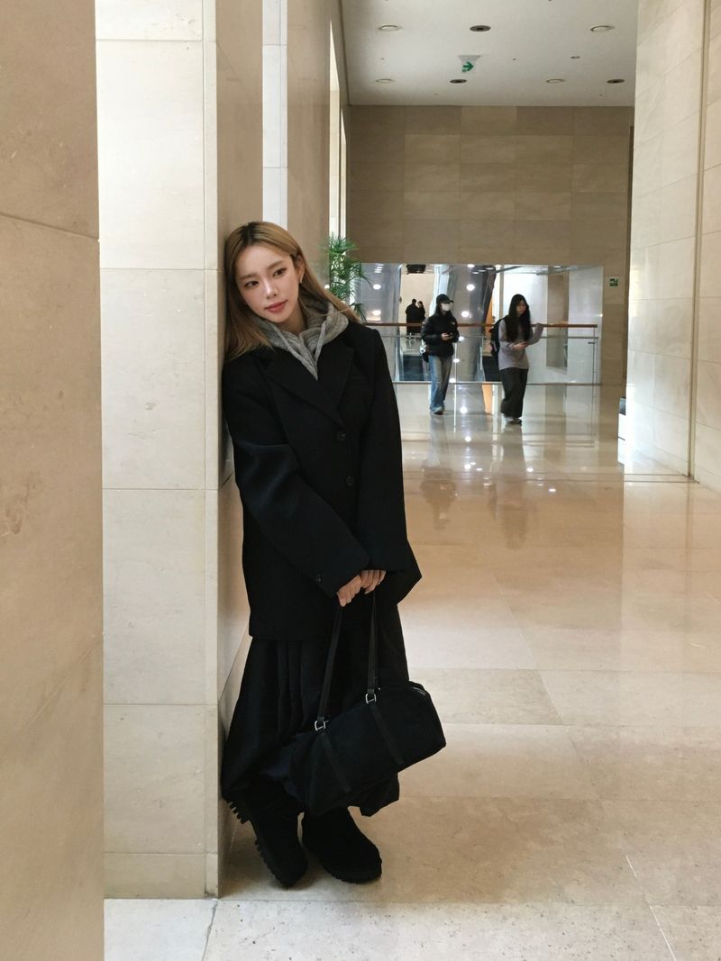Blanc Winter Overfit Blazer (3c)