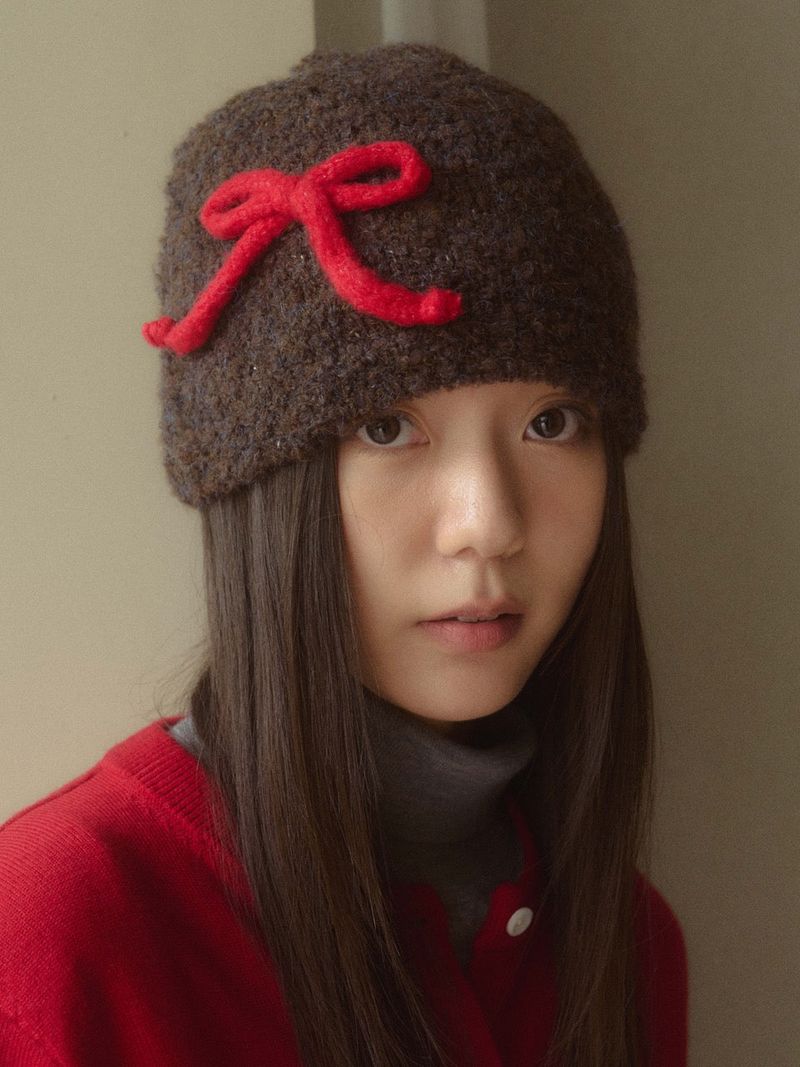 Ribbon Lettering Beanie - Brown