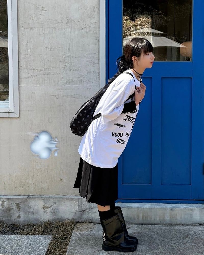 Staring backpack