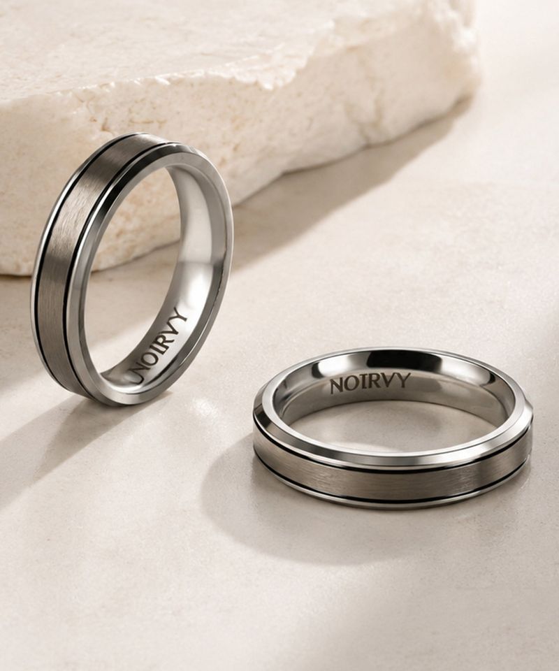 NR-305 Minimal Curve Line Couple Ring