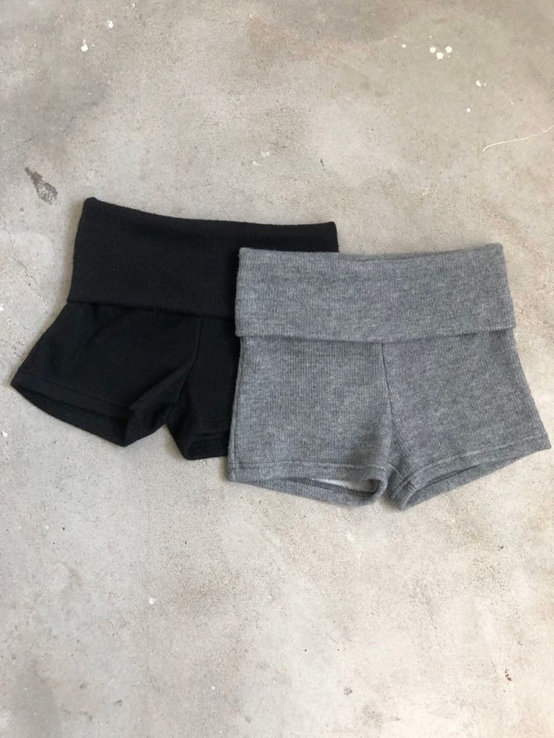 moroi(モロイ)の「Folding Slim Shorts(Pants)」