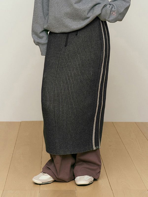 KIRSH（キルシー）の「GARMENT KNIT LONG SKIRT [CHARCOAL]（Skirts）」