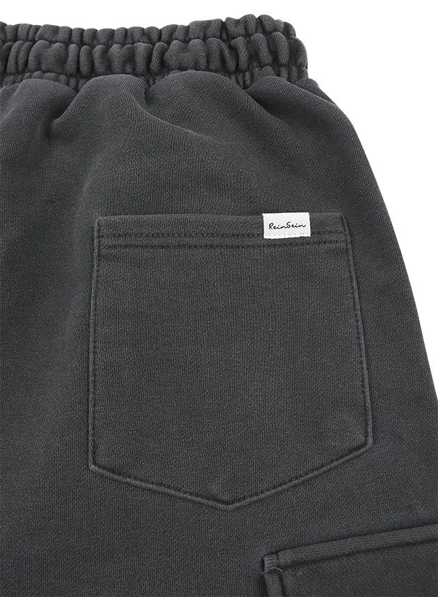 Charcoal pigment pocket bermuda pants