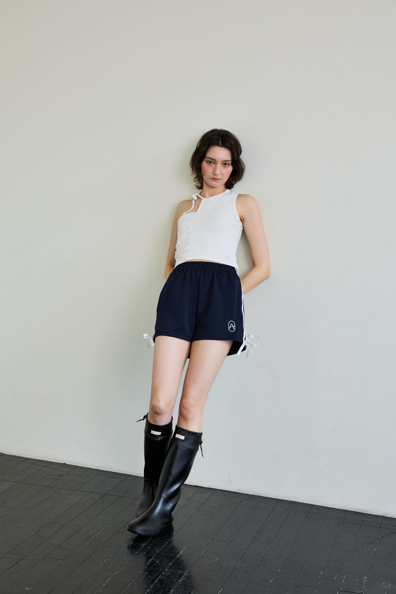BEBE UNBALANCE SLEEVELESS TOP / WHITE