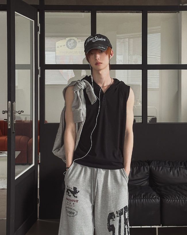 Mood Hood Henry Sleeveless