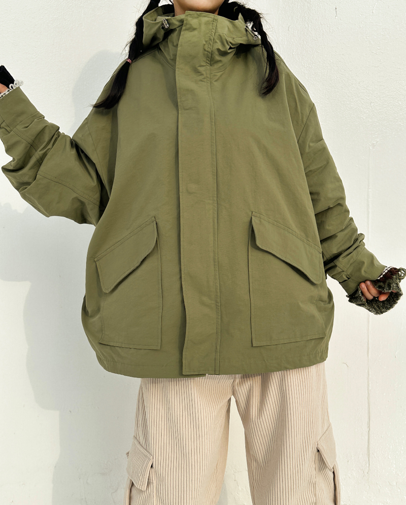CCORTTI(コルッティ)の「(UNISEX) BIG HOOD CRINKLE BIG POCKET BIG HOOD FIELD JUMPER - 2 COLOR(Jackets/Outerwear)」