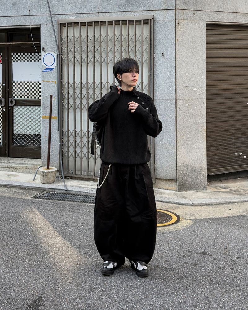 Raon Three Tuck Balloon Cotton Pants