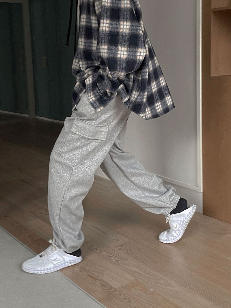 ASCLO（エジュクロ）の「ASCLO Cargo Sweat Jogger Pants (2color)（Pants）」