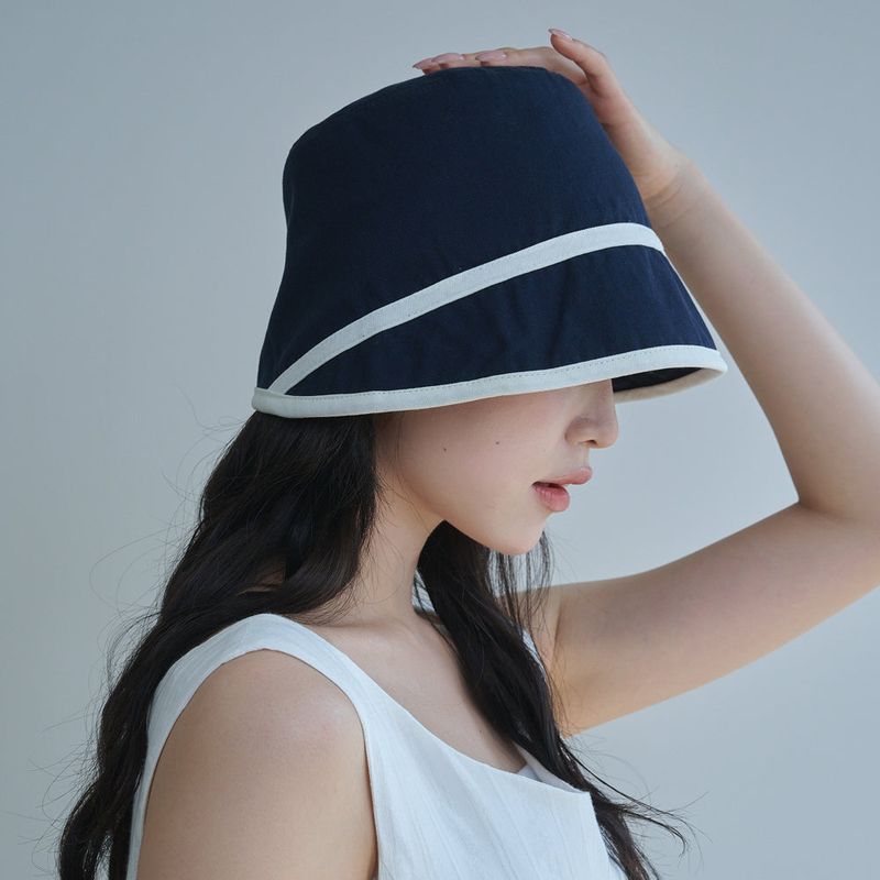 Contrast Line Moon Bucket Hat (Navy)