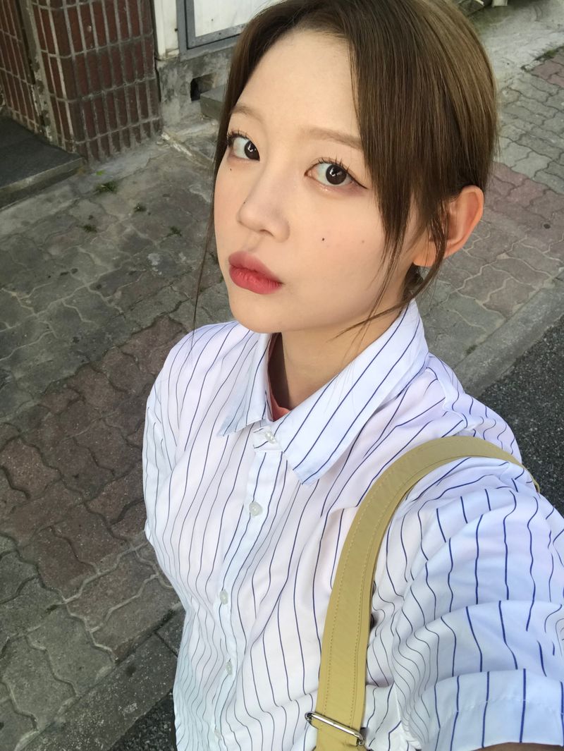 Pastel stripe half shirts