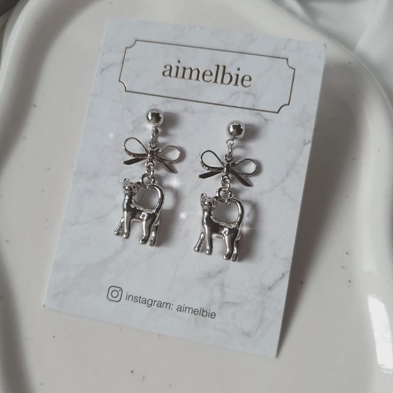 Kitty and Bow Earring - Silver Color