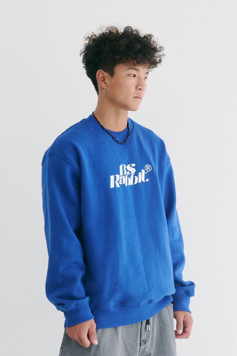 BSRABBIT(ビエスラビット)の「BSR2223FWPO033 BS LOGO CREWNECK BLUE(Tops)」