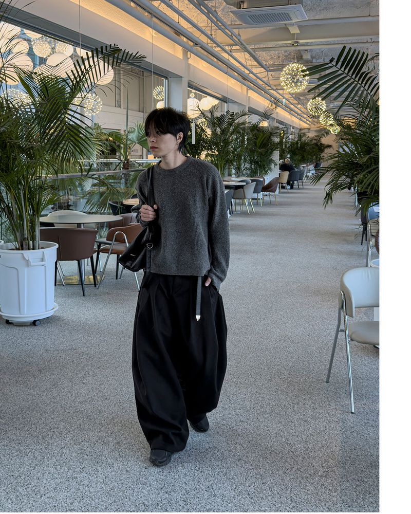 Worvel Wool Wide Pintuck Slacks
