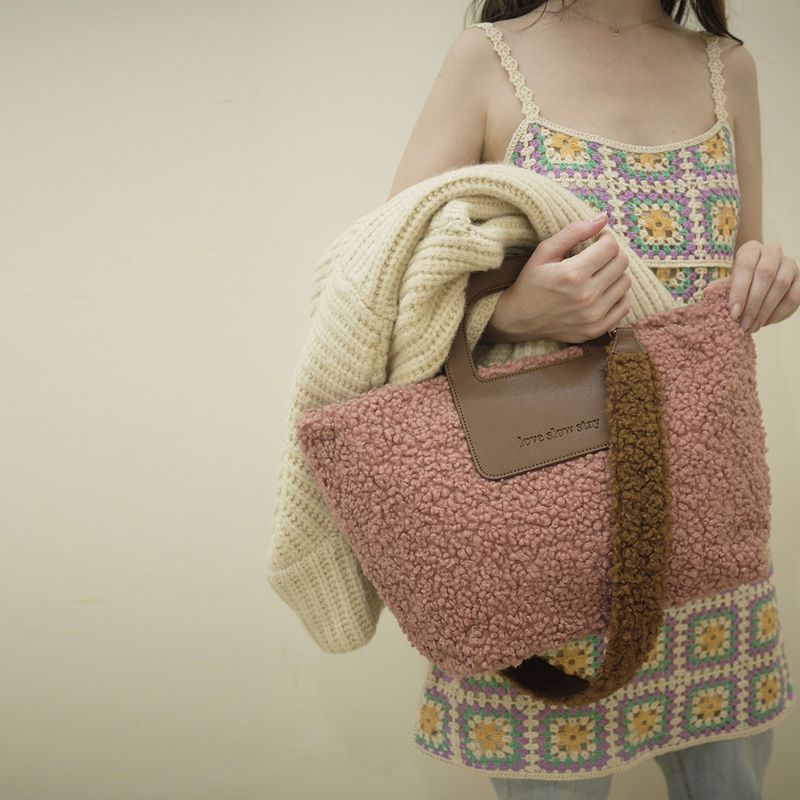 love slow stay(ラブ スロー ステイ)の「fog bag-rose(Bags)」