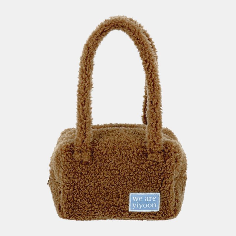 we are yiyoon(ウィアーイユン)の「Handy pouch (furry caramel)(Bags)」