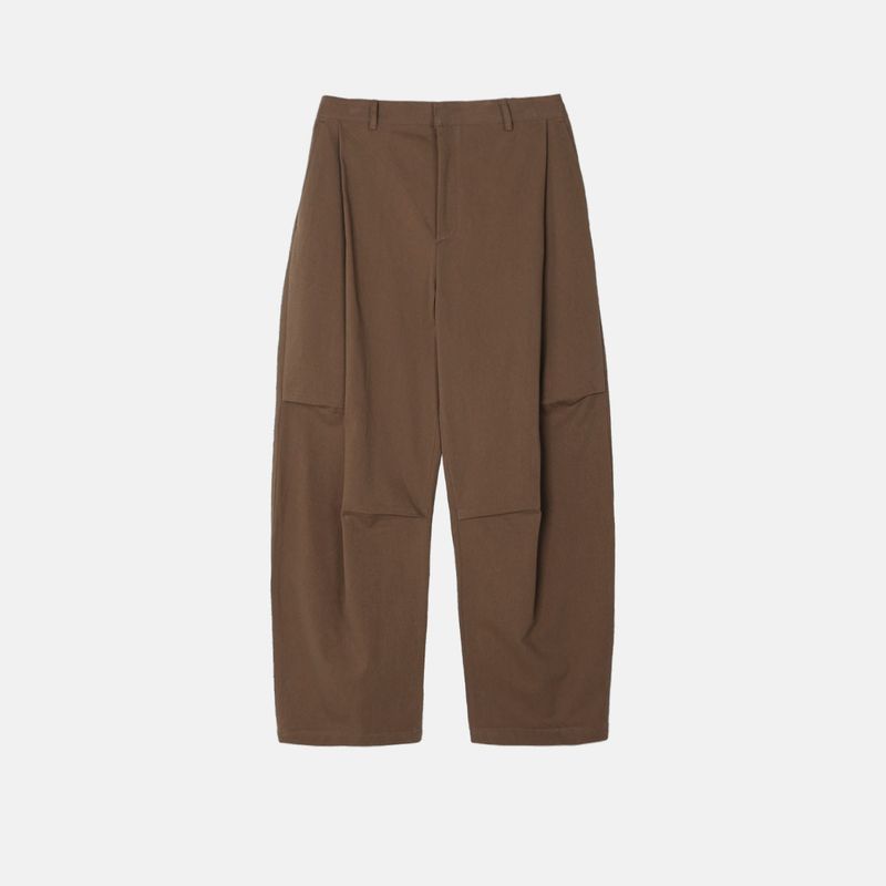 Unbalanced pintuck curved pants