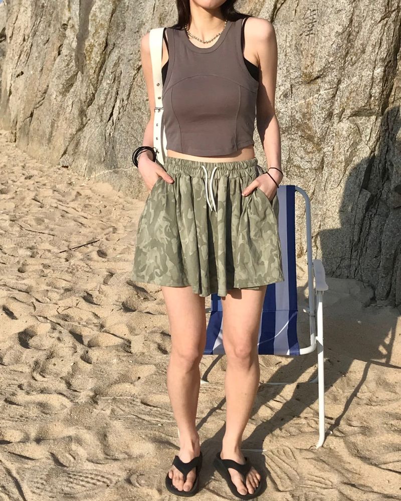 Neila sleeveless