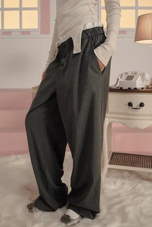 threetimes（スリータイムズ）の「Frankie button pants - dark gray       （Pants）」