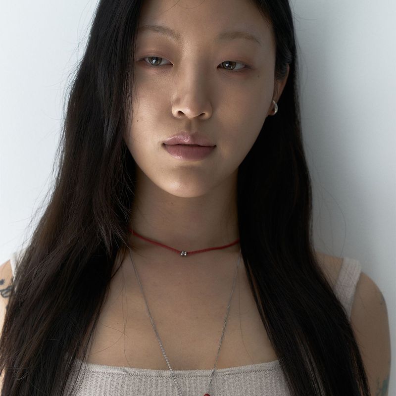SILVER DONUT NECKLACE RED