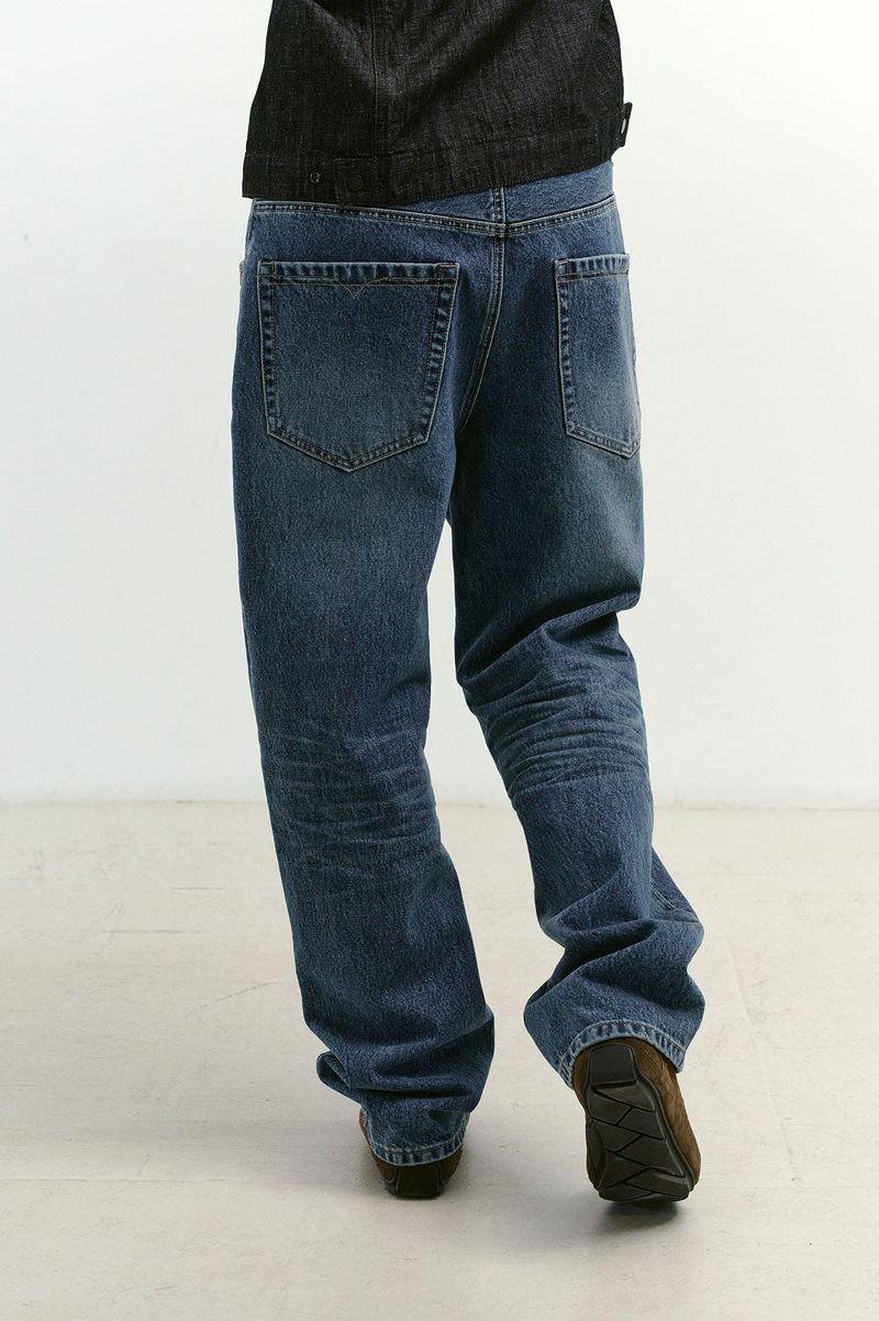 Loose Fit Tapered Denim Pants (Washed Blue)