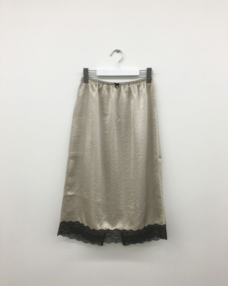 ダーリンシルキーレーススカート (3color)