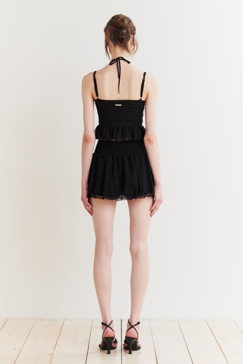 WHISPER BUTTON TOP black