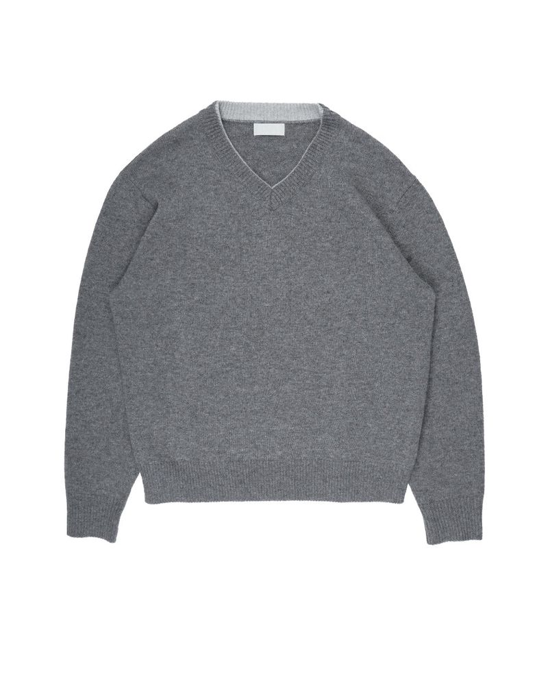  LAYERED V-NECK KNIT