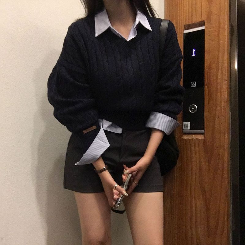 [BELLIDE MADE] Ed loose fit stripe cropped shirt