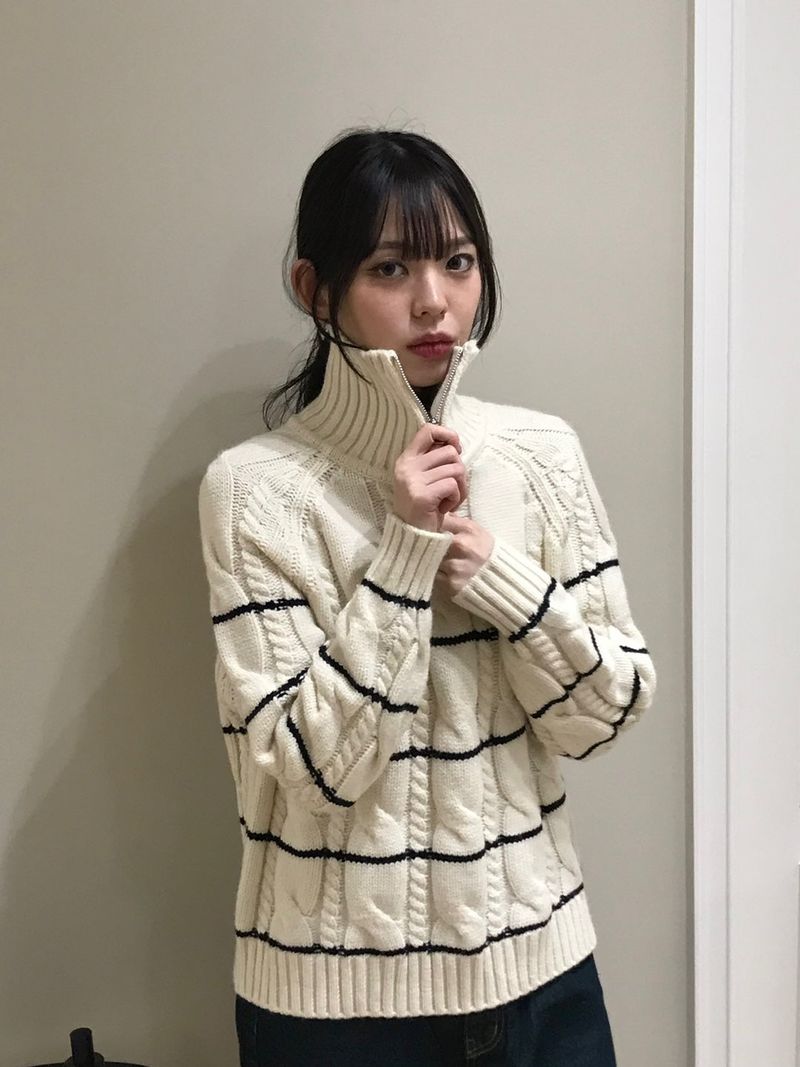 Serac zip-up knit