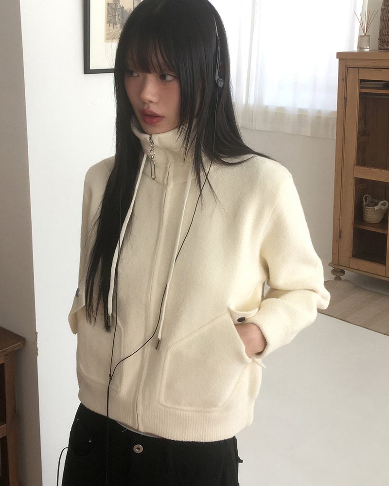 WONDER WONDER（ワンダーワンダー）の「ダニックハイネックリベットポケットジップアップ（トップス）」