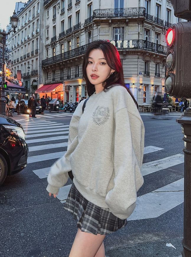 Daphne embroidery brushed sweatshirt