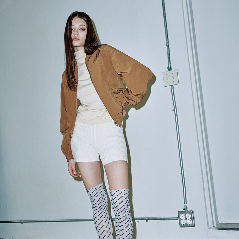 J11.00 Volume Sleeve Jumper