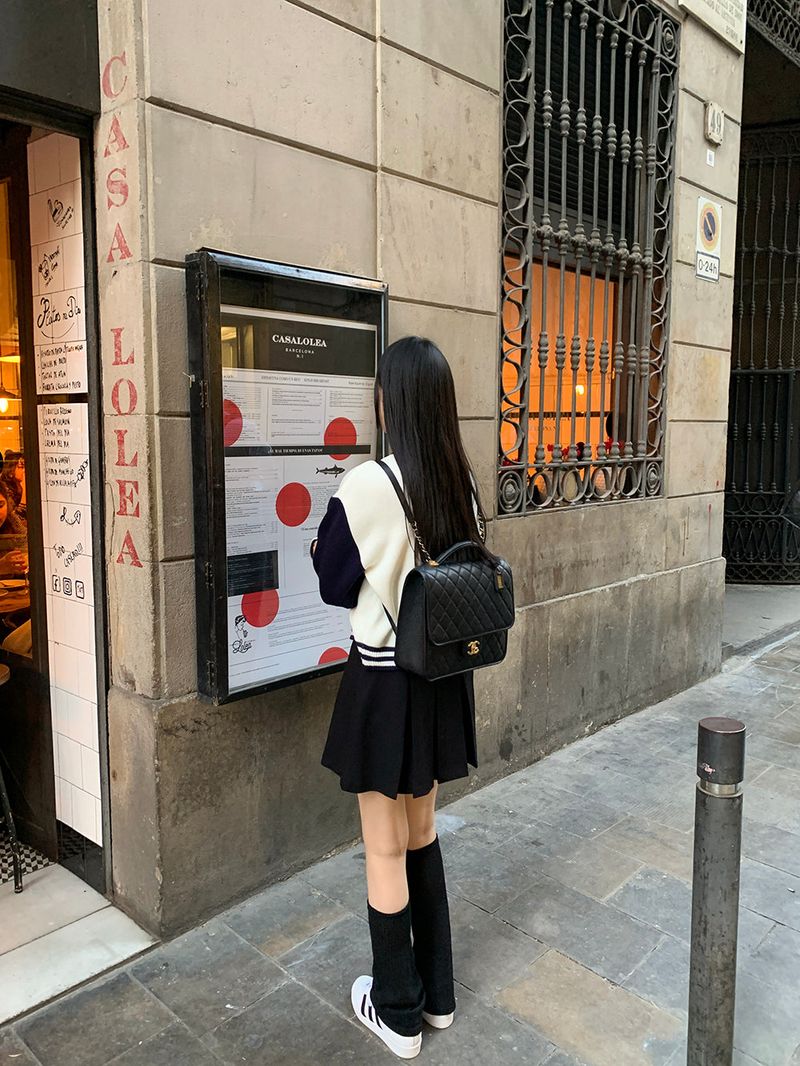 [MADE] Peto Pintuck Mini Skirt