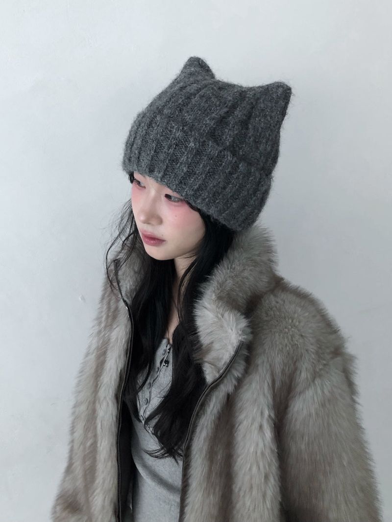 Fox fur zip-up