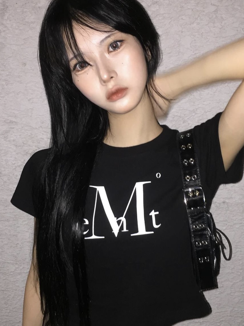 MUCENT（ムセント）の「シグネチャーロゴハーフT（トップス）」