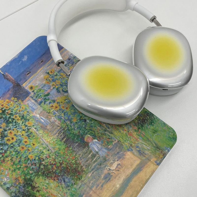 AirPods Max Case blush gradient